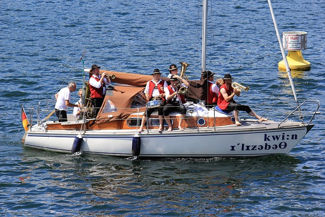 的不稳定性 的不稳定性